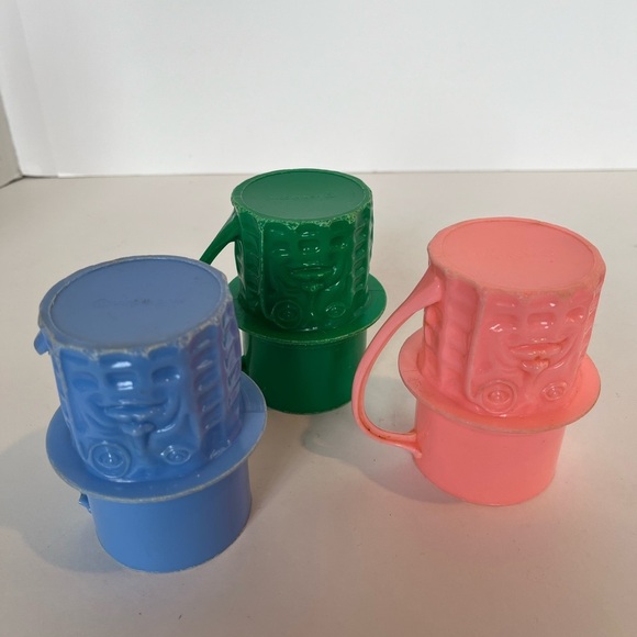 Vintage Mr. Peanut Bank and 3 Mugs - Picture 14 of 14